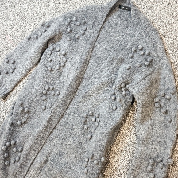 Doe & Rae Gray Textured Cardigan - Picture 3 of 7